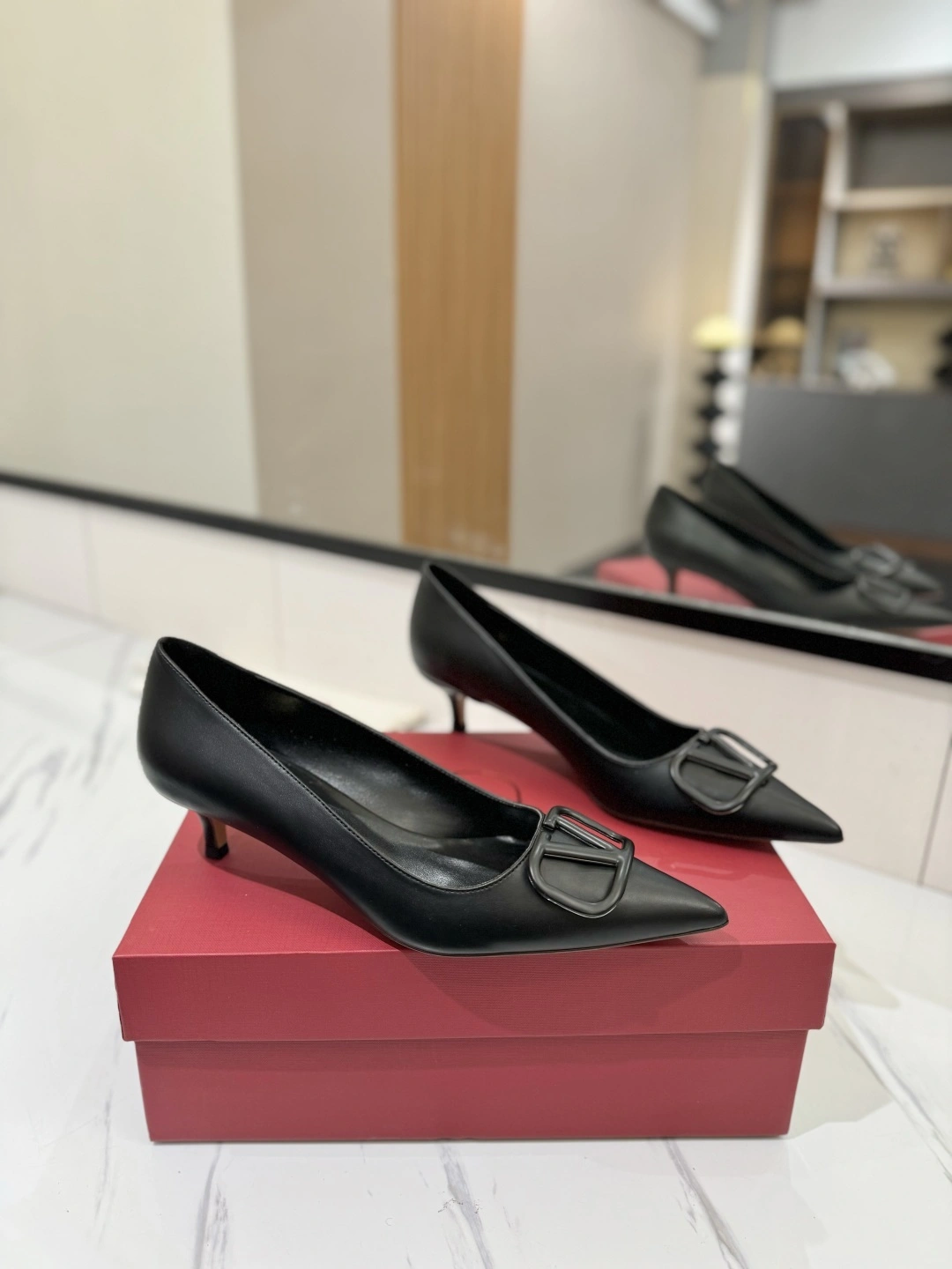 COCO-- V1859ti9o WW2S0Q63MZF0NO Heel height：4.5CM goatskin Calfskin item:E-X138C3027